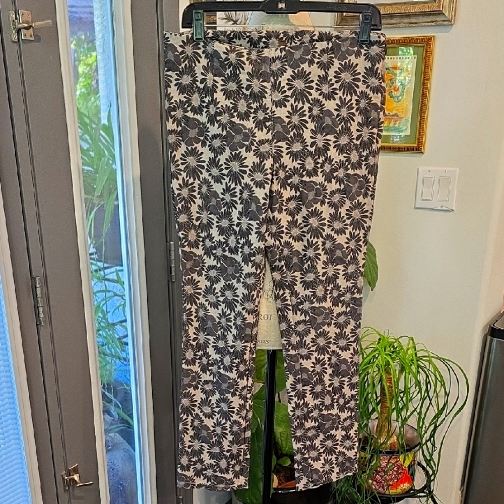 Free People Dark Floral Patterned Pants